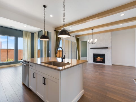 Tiny photo for 2292 E ARENA ROJA DR, Washington, UT 84780 (MLS # 2137402)
