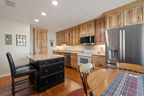 Tiny photo for 5544 W VENETIA ST, Herriman, UT 84096 (MLS # 2158683)