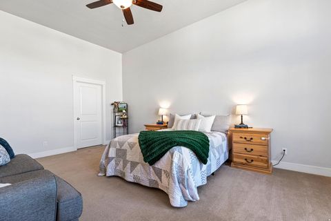 Tiny photo for 1540 E PRIMROSE LN, Layton, UT 84040 (MLS # 2134304)