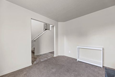 Tiny photo for 437 TOPAZ DR, Santaquin, UT 84655 (MLS # 2153264)