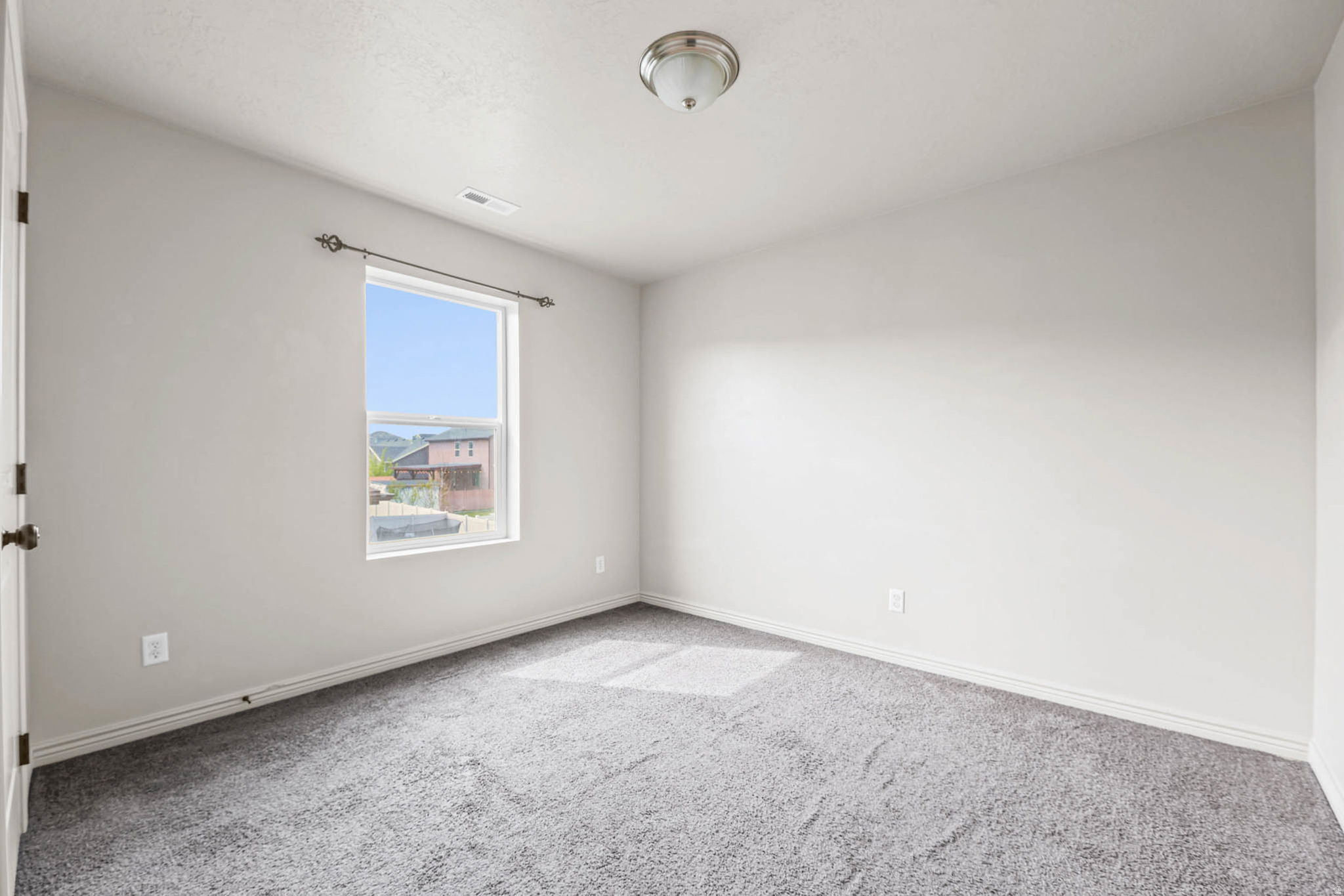 SUMMIT RIDGE - Residential