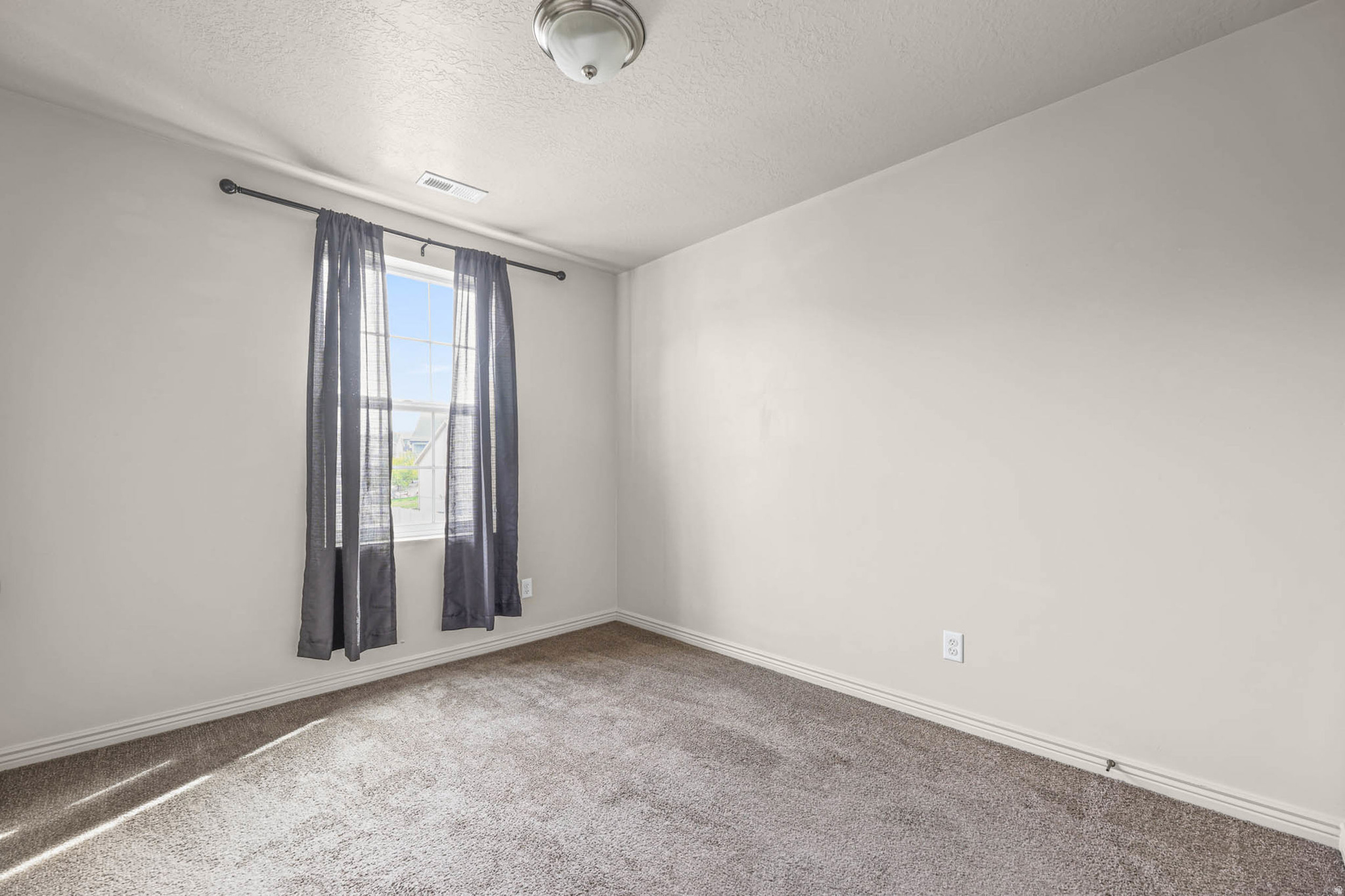 SUMMIT RIDGE - Residential