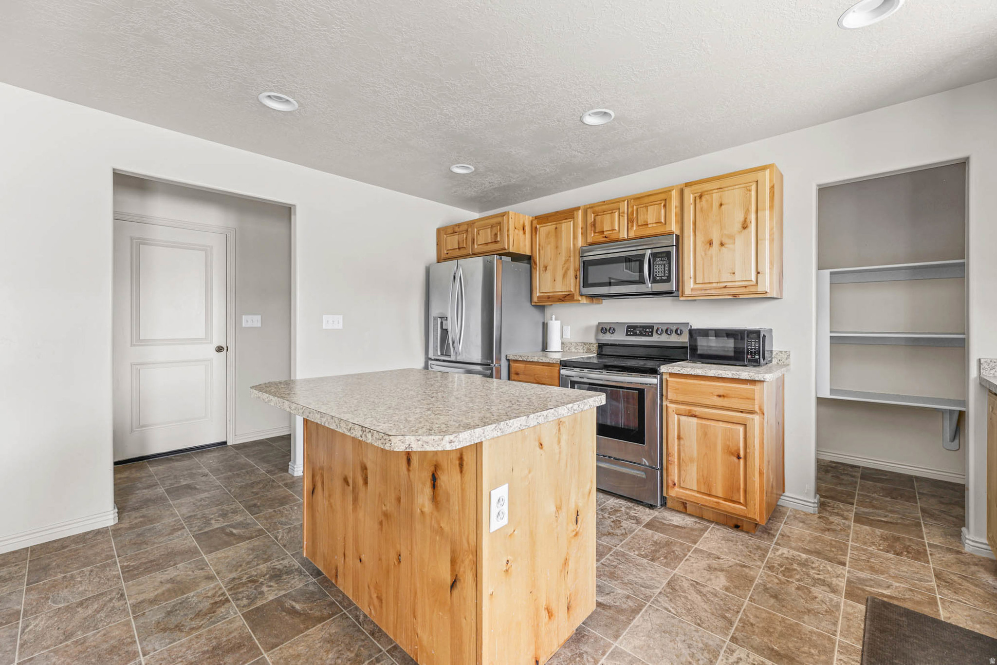 SUMMIT RIDGE - Residential