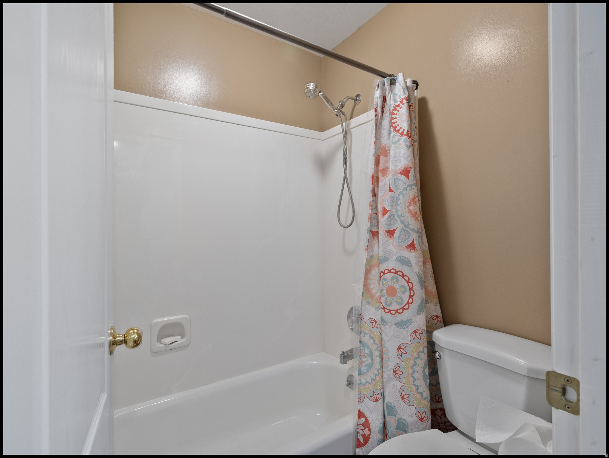 PEREGRINE POINTE CONDOMINIUMS - Residential