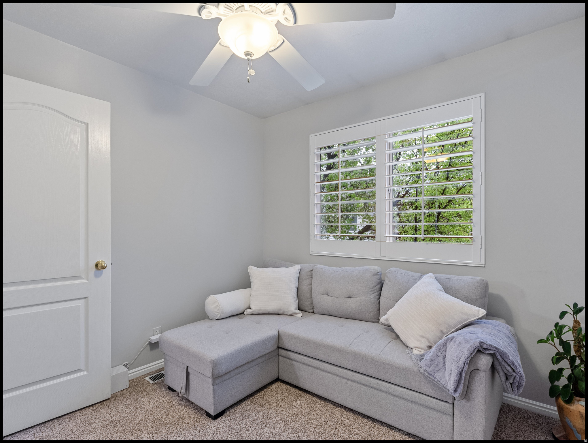 PEREGRINE POINTE CONDOMINIUMS - Residential