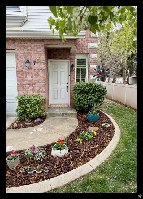 PEREGRINE POINTE CONDOMINIUMS - Residential