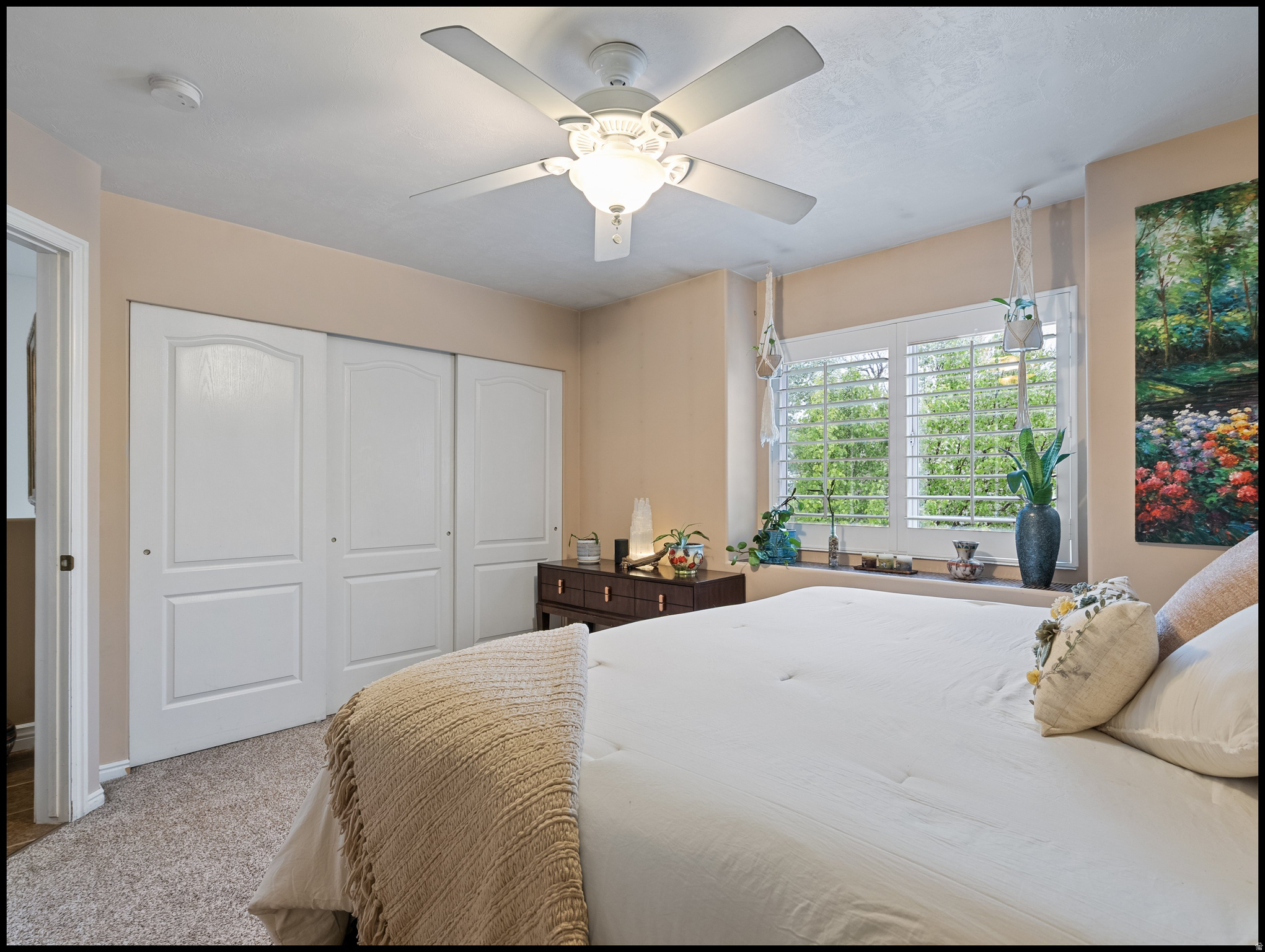 PEREGRINE POINTE CONDOMINIUMS - Residential