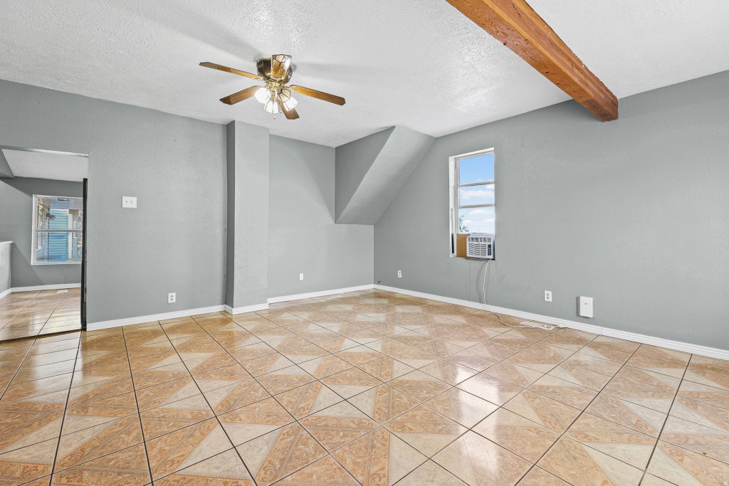 Photo of 1228 W 600 S, Salt Lake City, UT 84104 (MLS # 2184771)