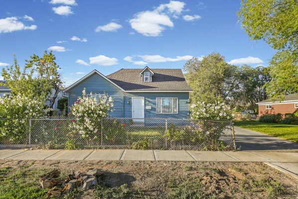 1228 W 600 S, SALT LAKE CITY, UT 84104 - Image e4e17e0ff4e51c573be065779da8a455/3735551452