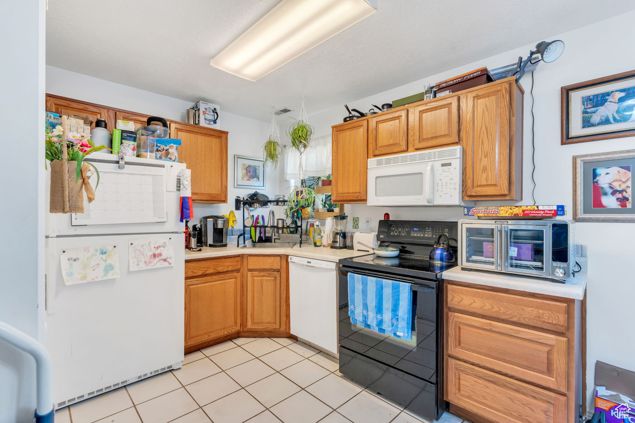 CANYON PLACE - Residential