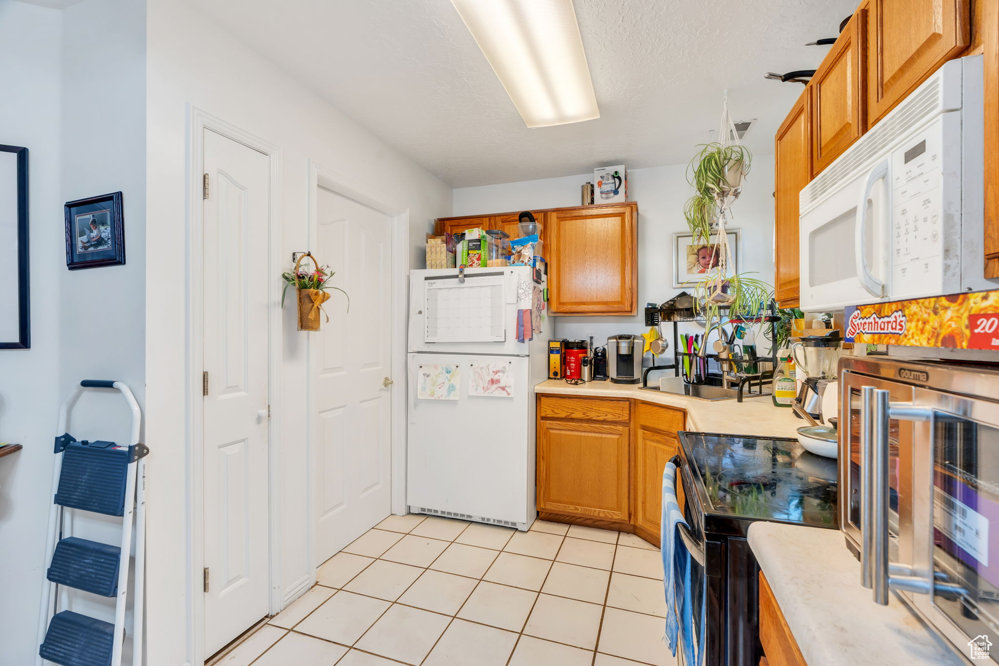 CANYON PLACE - Residential