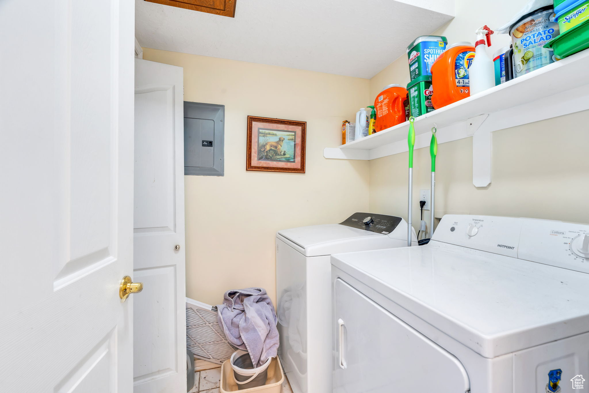 CANYON PLACE - Residential