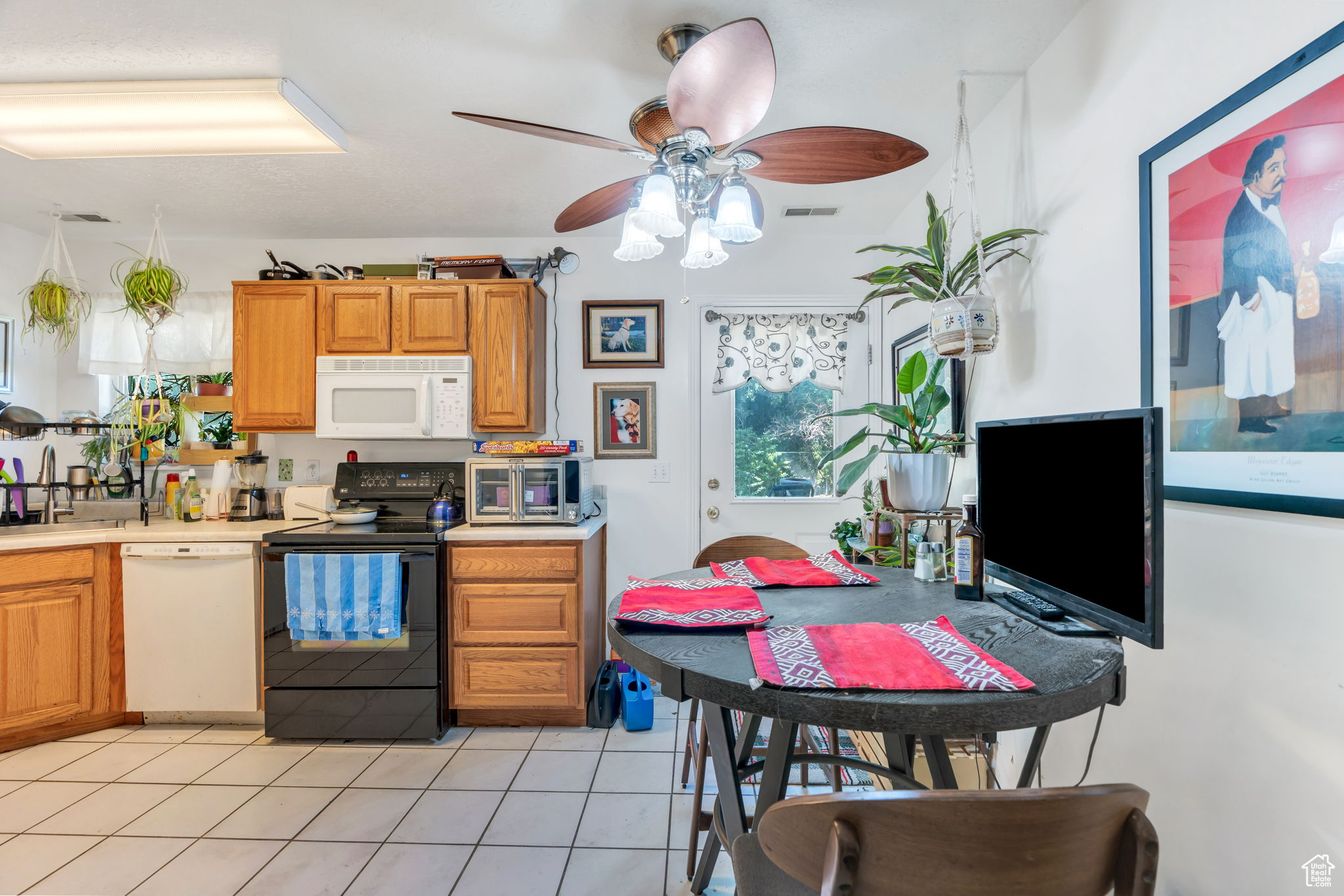 CANYON PLACE - Residential