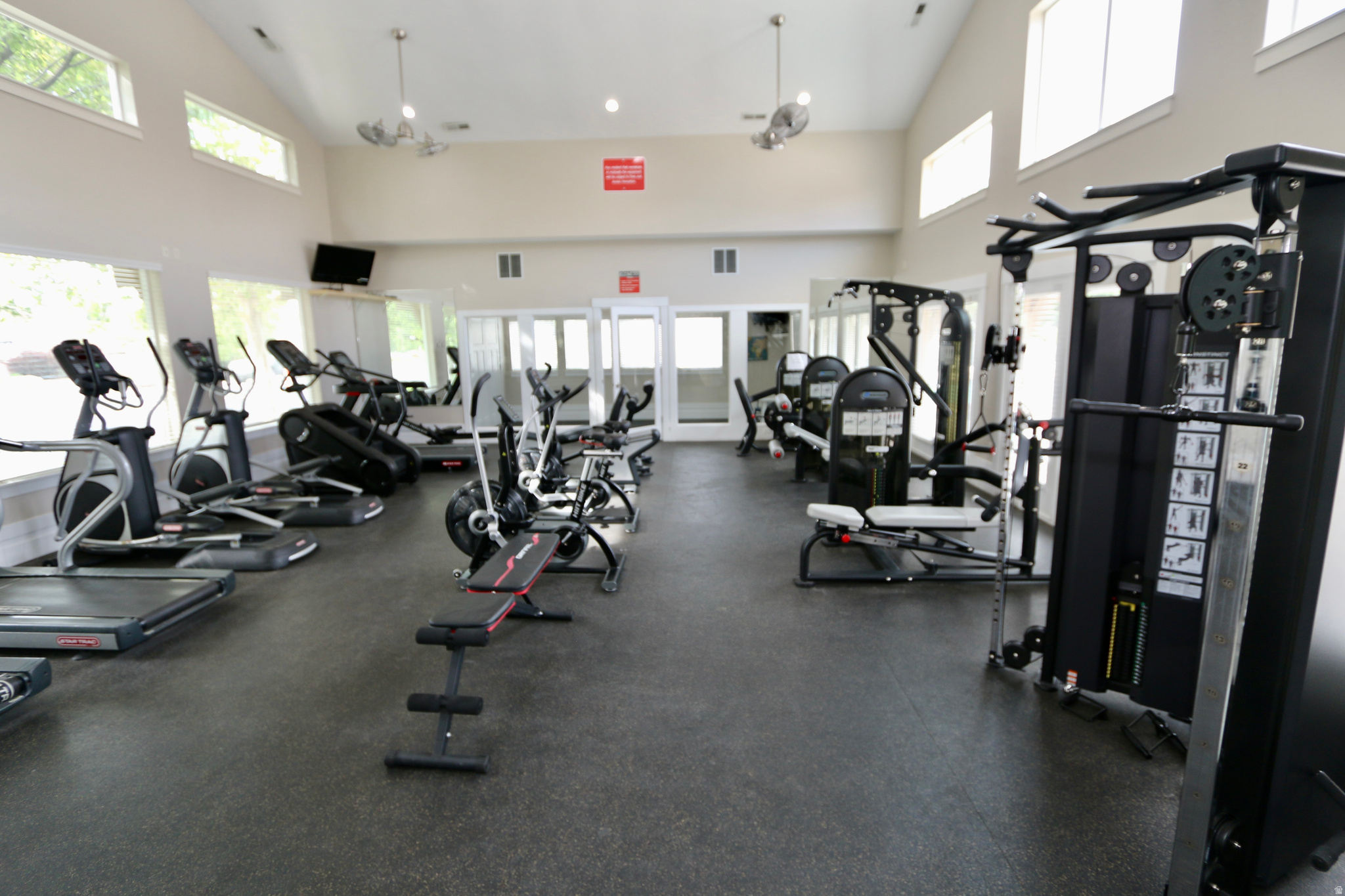 SUMMERLANE AT THE DISTRICT - Residential