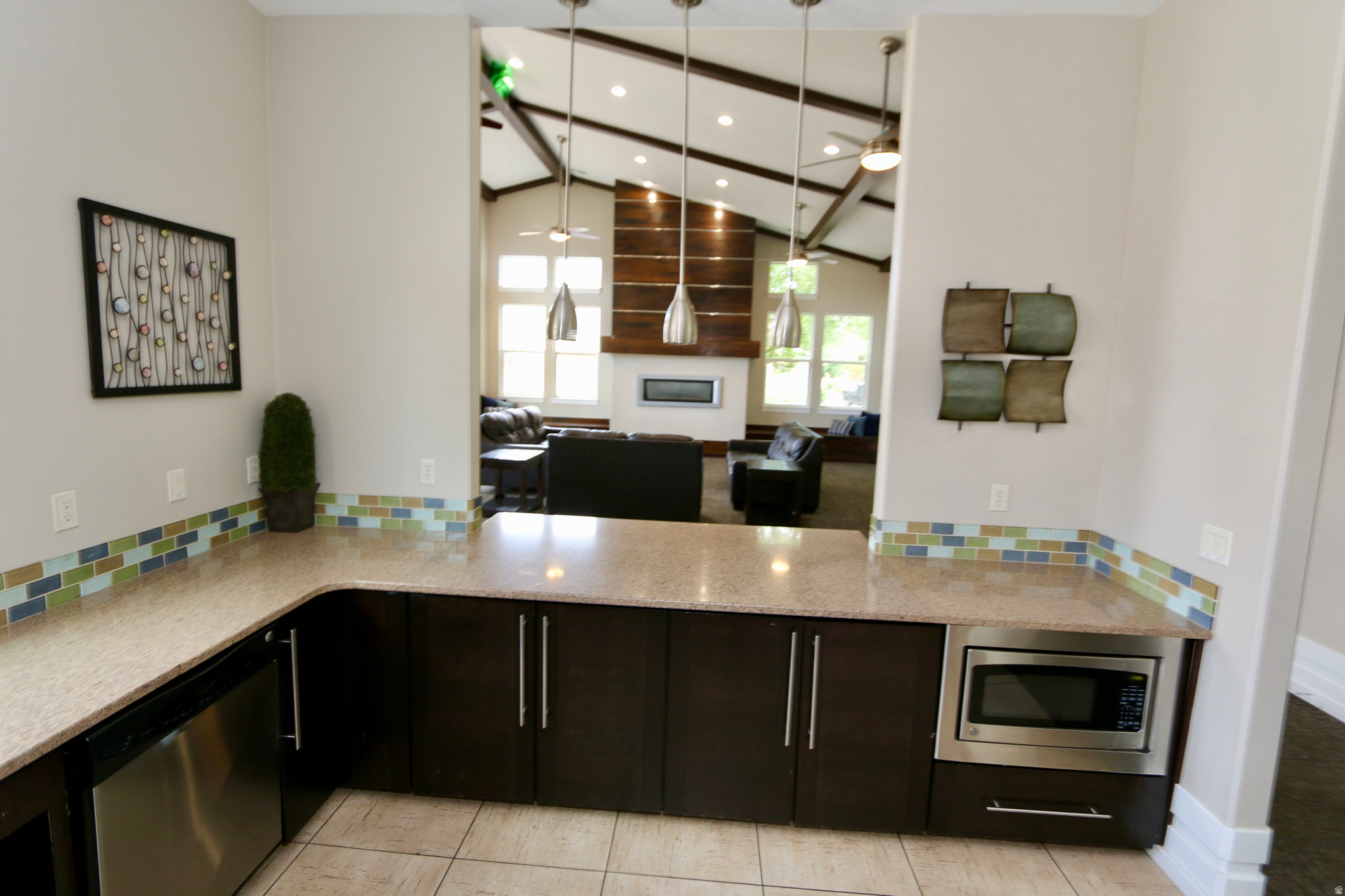 SUMMERLANE AT THE DISTRICT - Residential