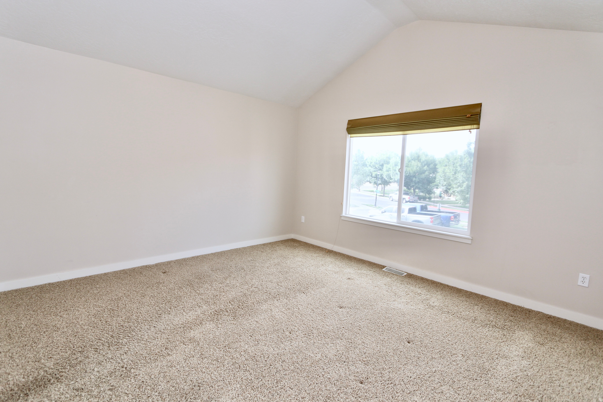 SUMMERLANE AT THE DISTRICT - Residential