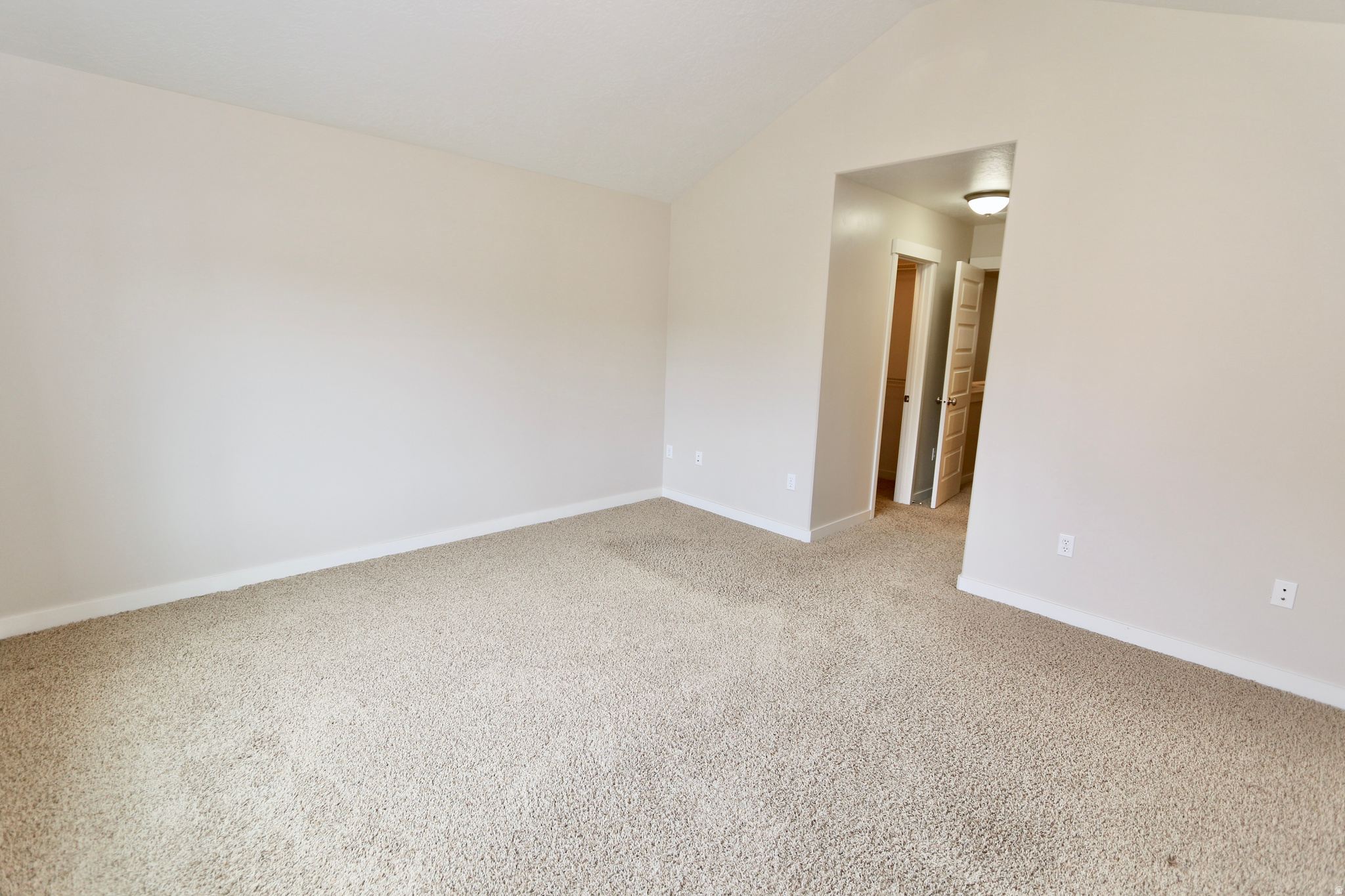 SUMMERLANE AT THE DISTRICT - Residential