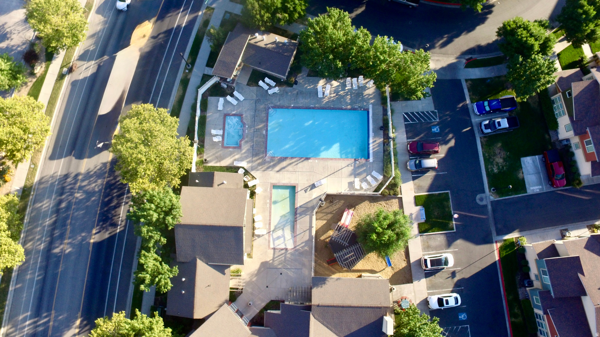 SUMMERLANE AT THE DISTRICT - Residential