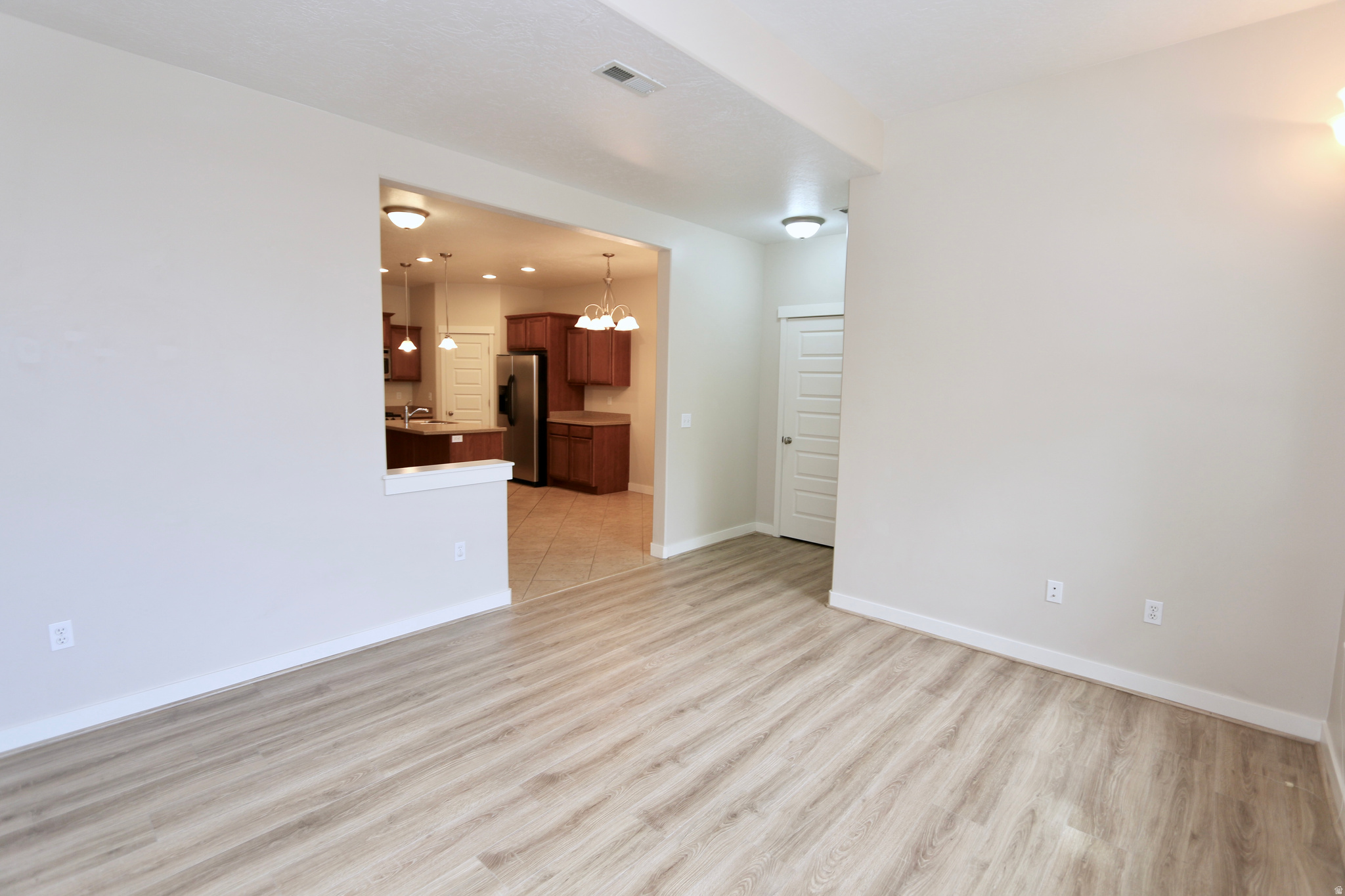 SUMMERLANE AT THE DISTRICT - Residential