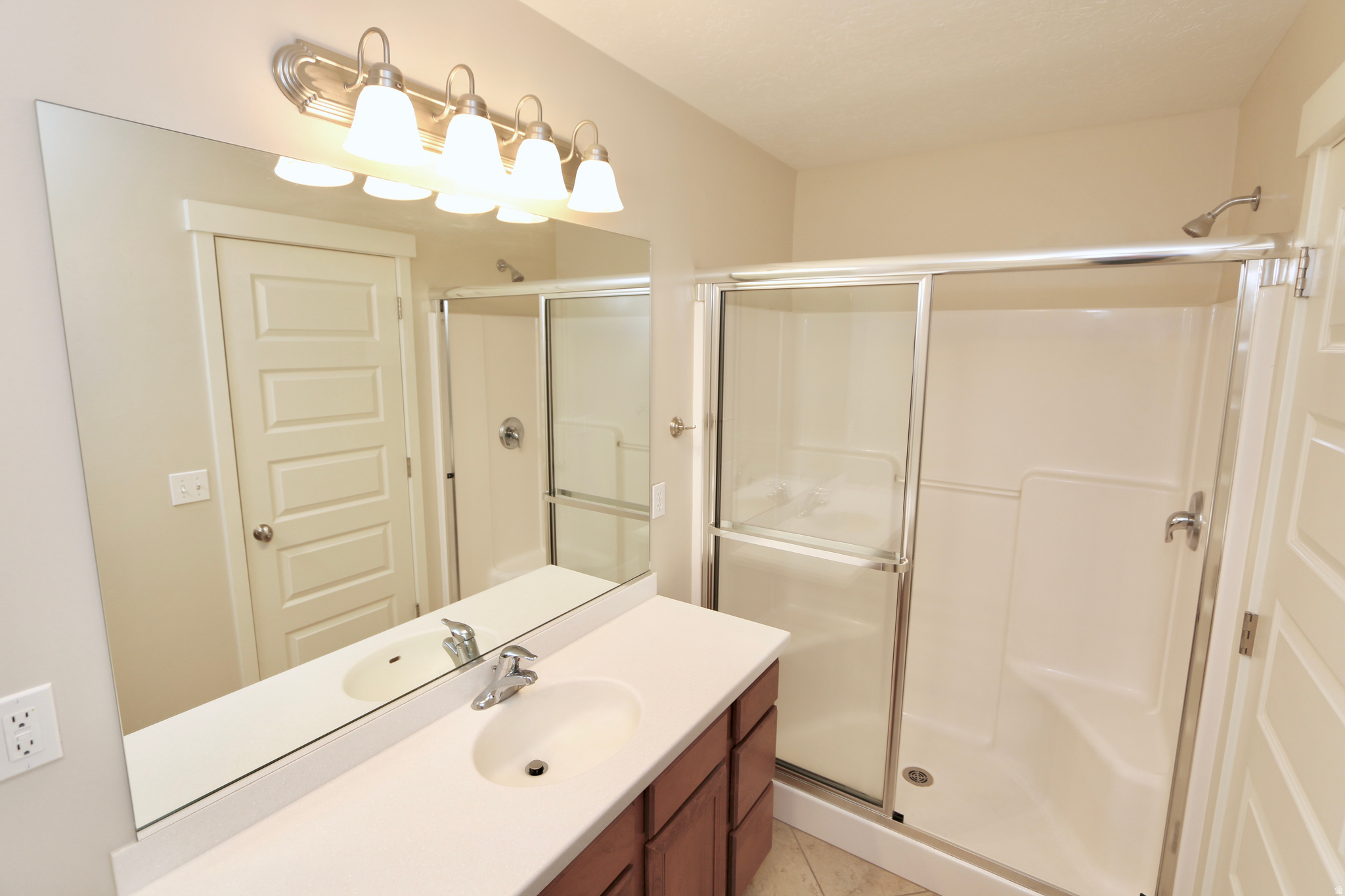 SUMMERLANE AT THE DISTRICT - Residential