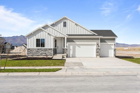 Tiny photo for 5401 N SADDLE STONE DR #526, Eagle Mountain, UT 84005 (MLS # 2137502)