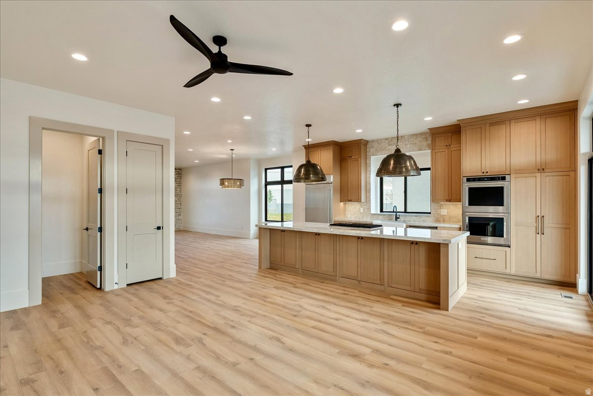 CENTER POINTE TOWNHOMES - Residential