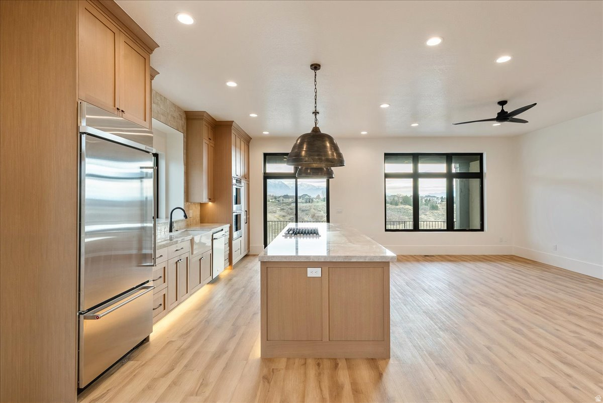 CENTER POINTE TOWNHOMES - Residential