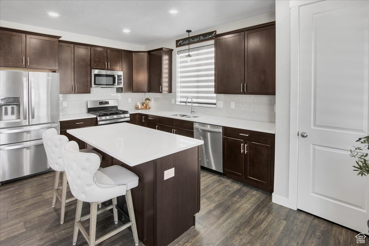 West Haven, Utah 84401, United States, 3 Bedrooms Bedrooms, ,2 BathroomsBathrooms,Residential,Active,205958