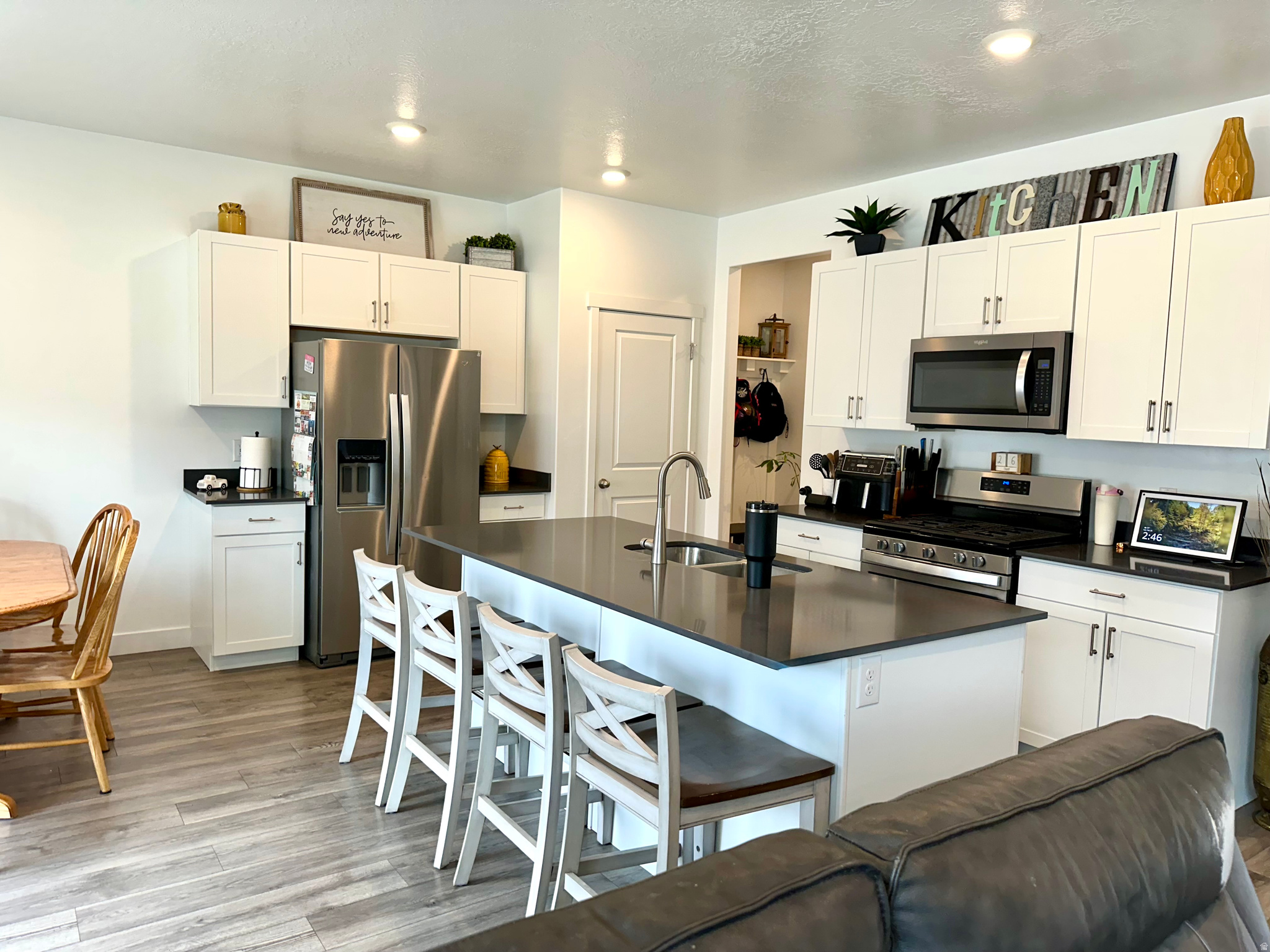 FOOTHILL VILLAGE - Residential