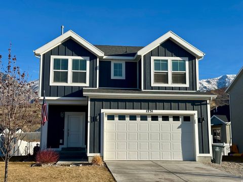 Photo of 1231 S RED CLIFF DR, Santaquin, UT 84655 (MLS # 2139731)