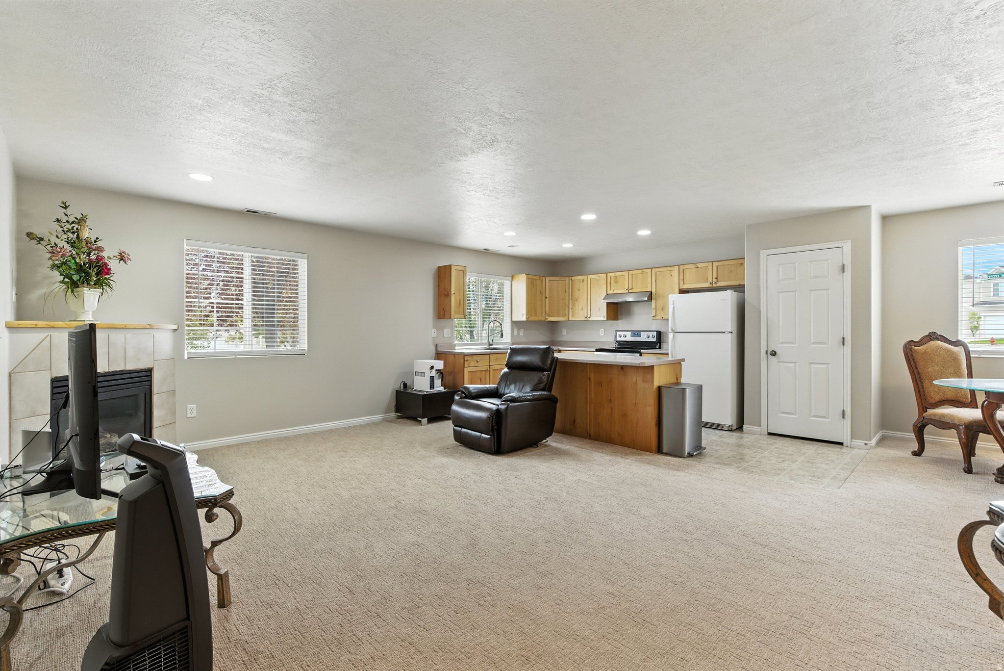 OVERLAKE ESTATES - Residential