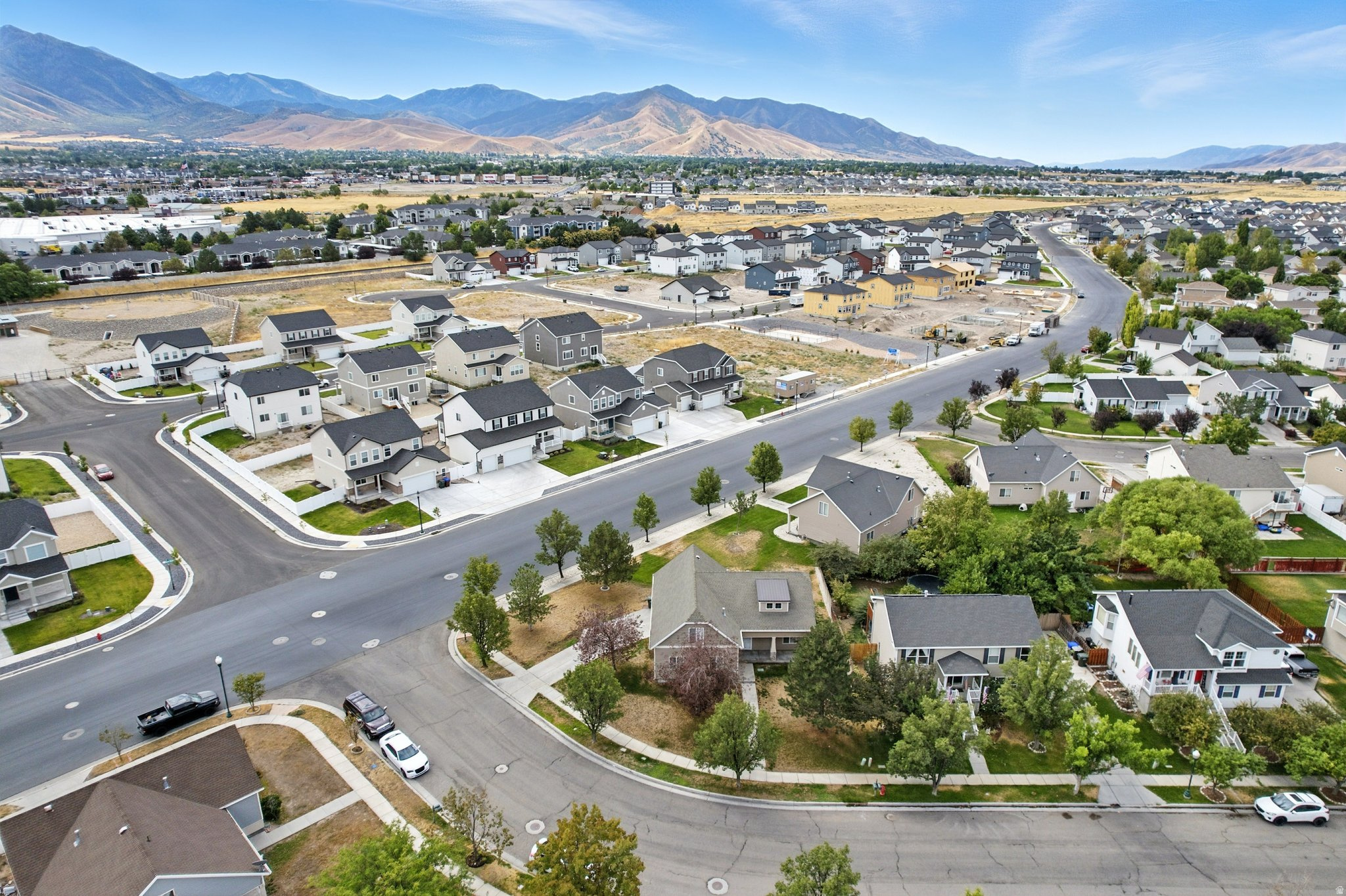 OVERLAKE ESTATES - Residential