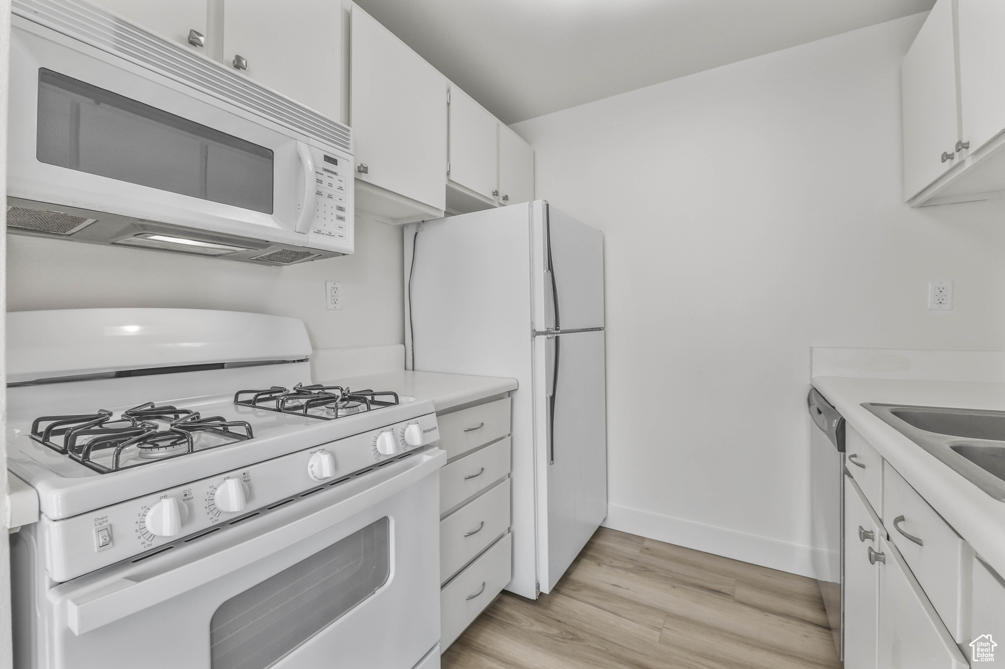 WILLOWBROOK - Residential
