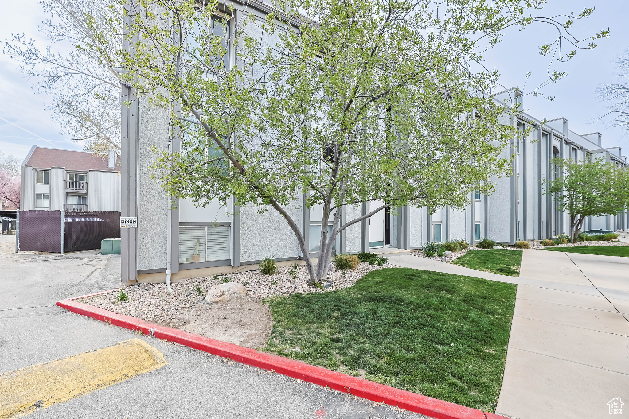 WILLOWBROOK - Residential