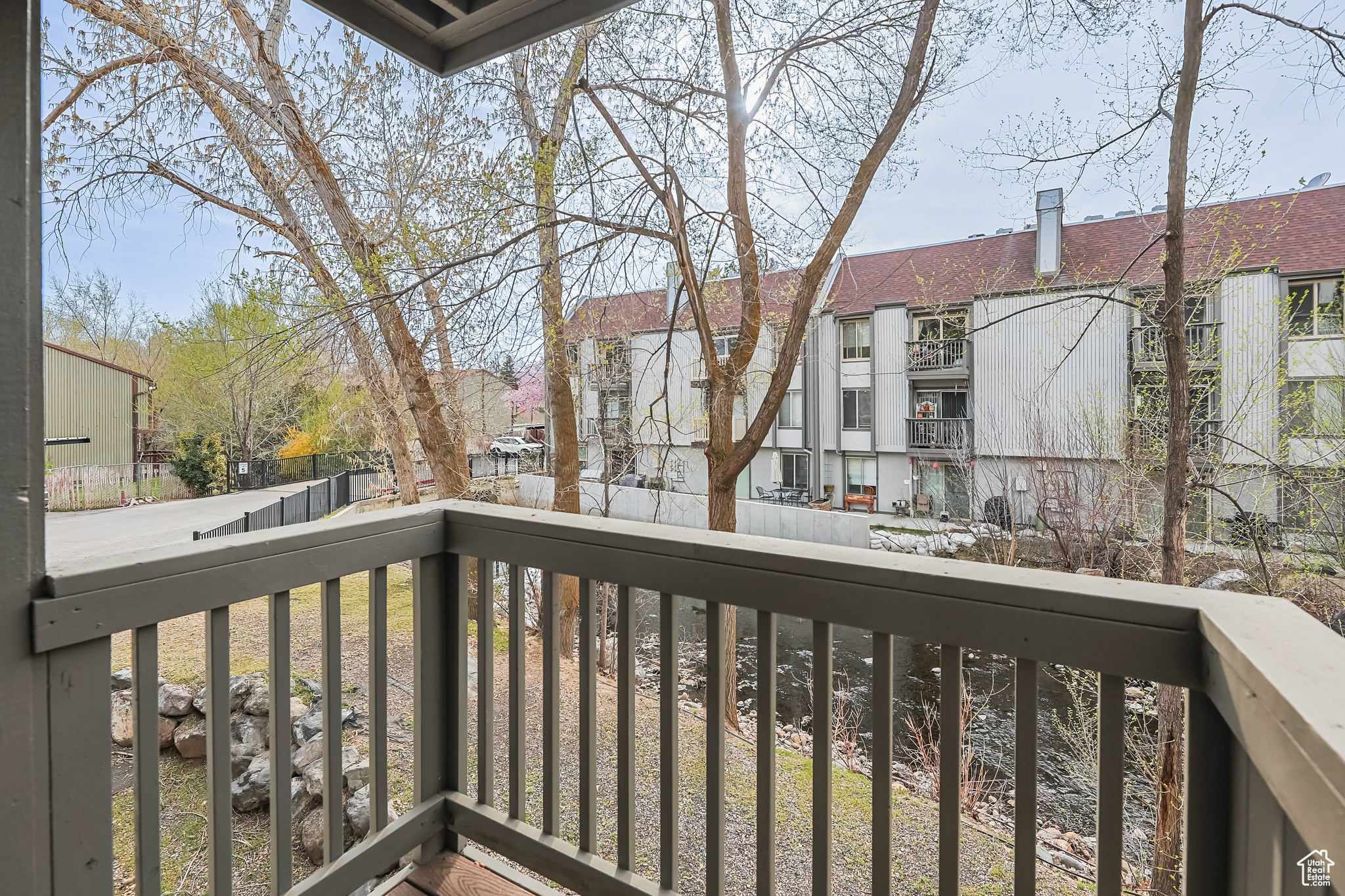 WILLOWBROOK - Residential