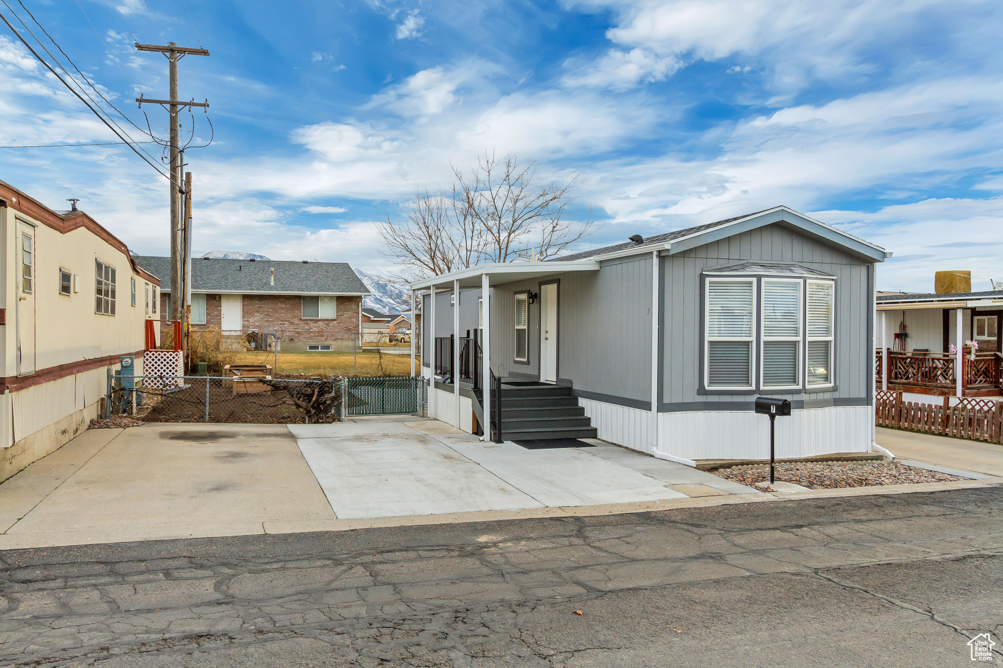 1010 S 400 St #7, Springville, Utah image 2