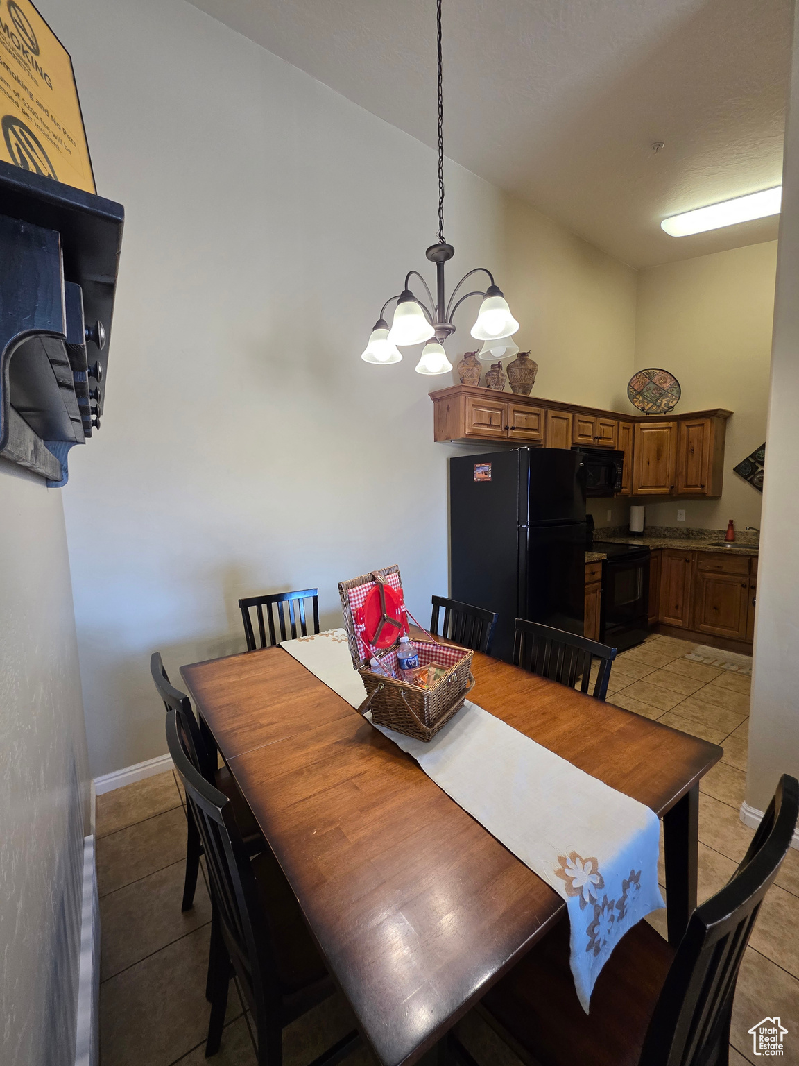 REDCLIFF CONDOS - Residential