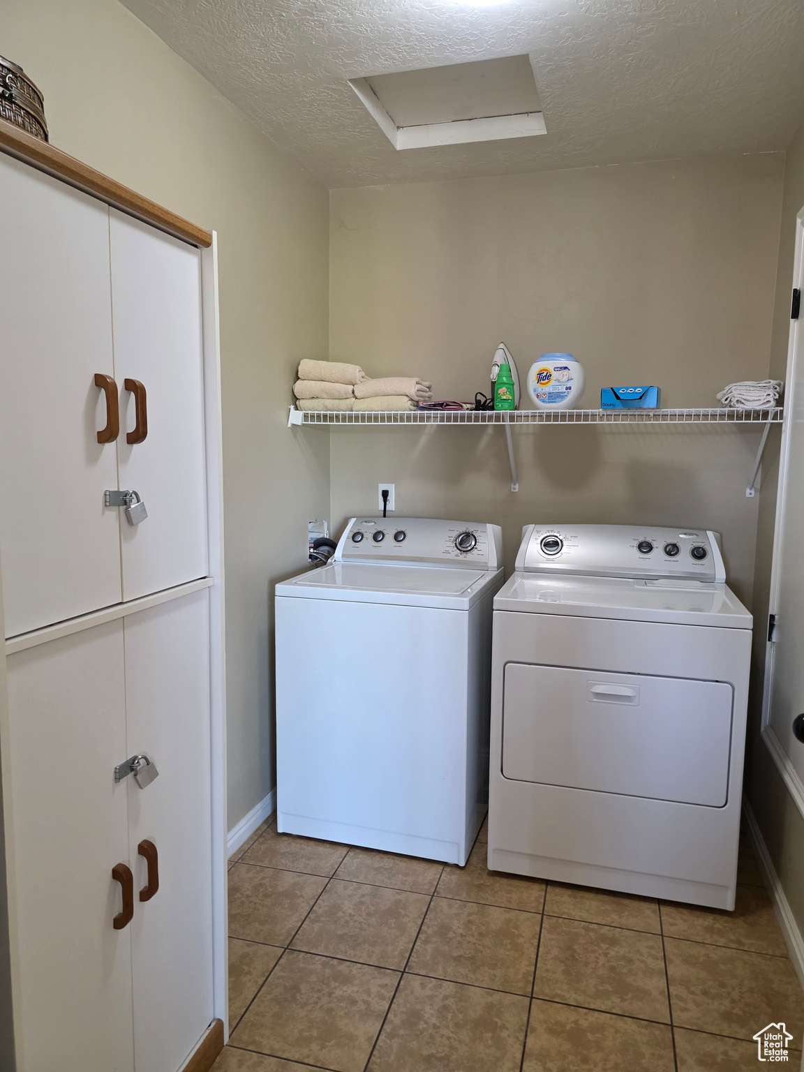REDCLIFF CONDOS - Residential