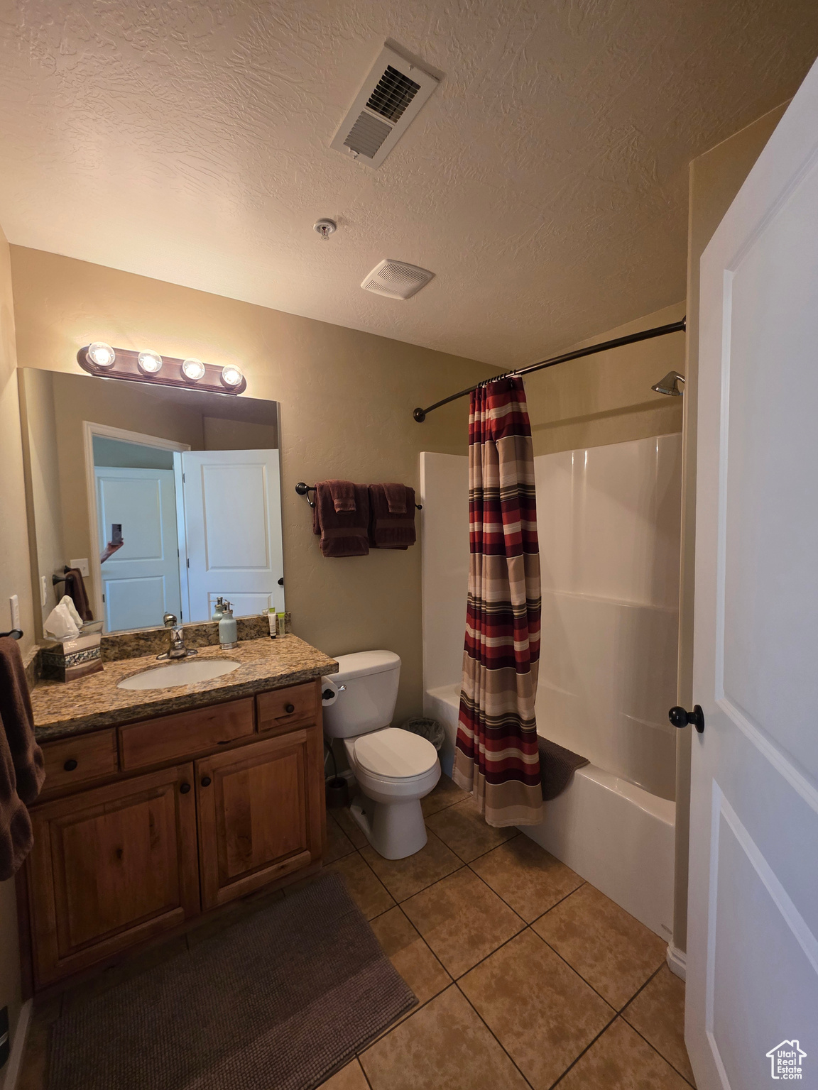 REDCLIFF CONDOS - Residential