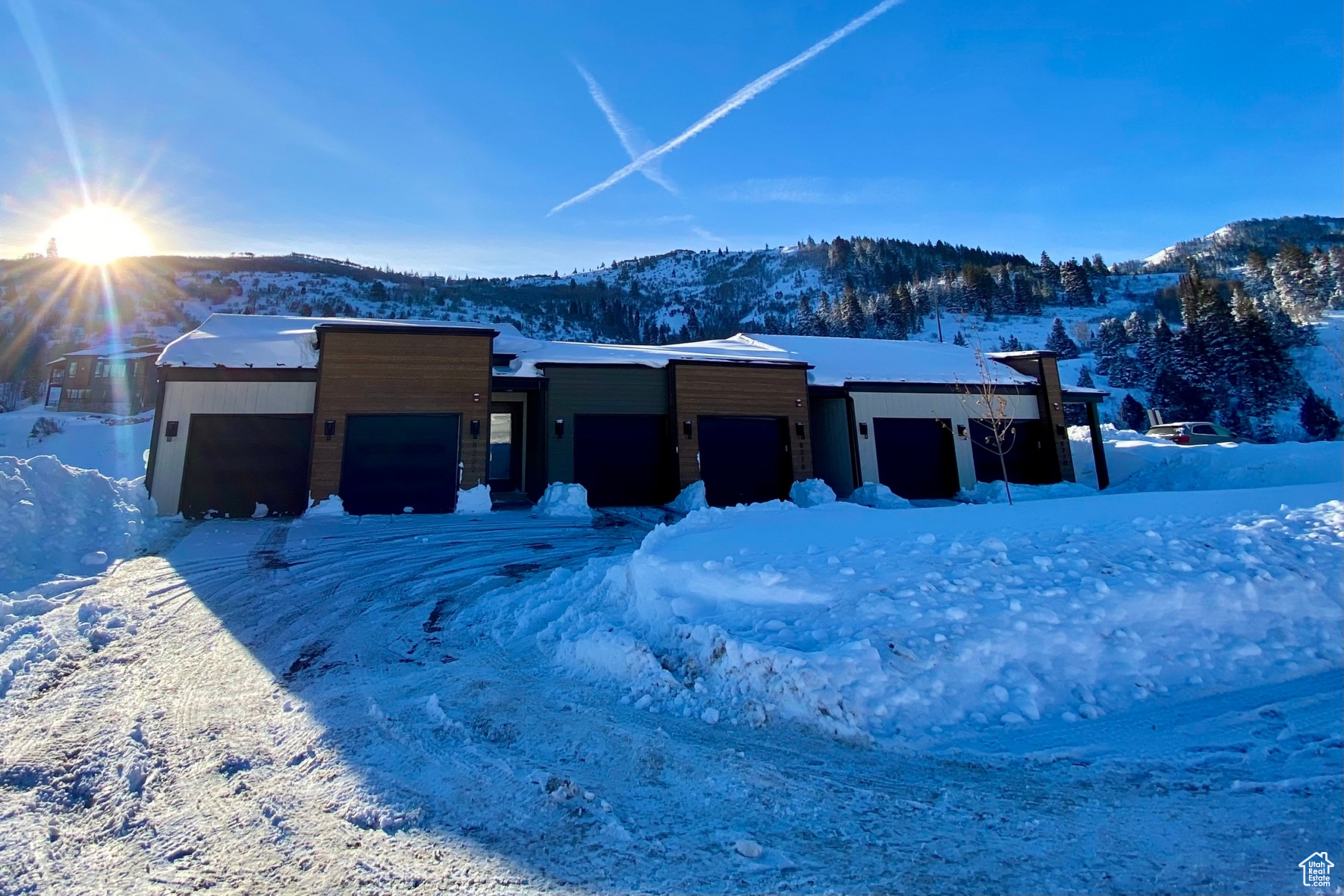 Park City, Utah 84098, United States, 2 Bedrooms Bedrooms, ,3 BathroomsBathrooms,Residential,Active,95055