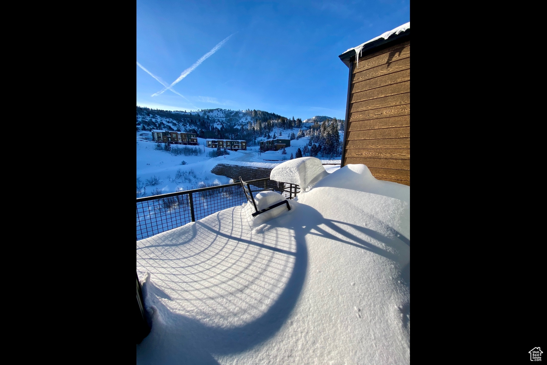 Park City, Utah 84098, United States, 2 Bedrooms Bedrooms, ,3 BathroomsBathrooms,Residential,Active,95055