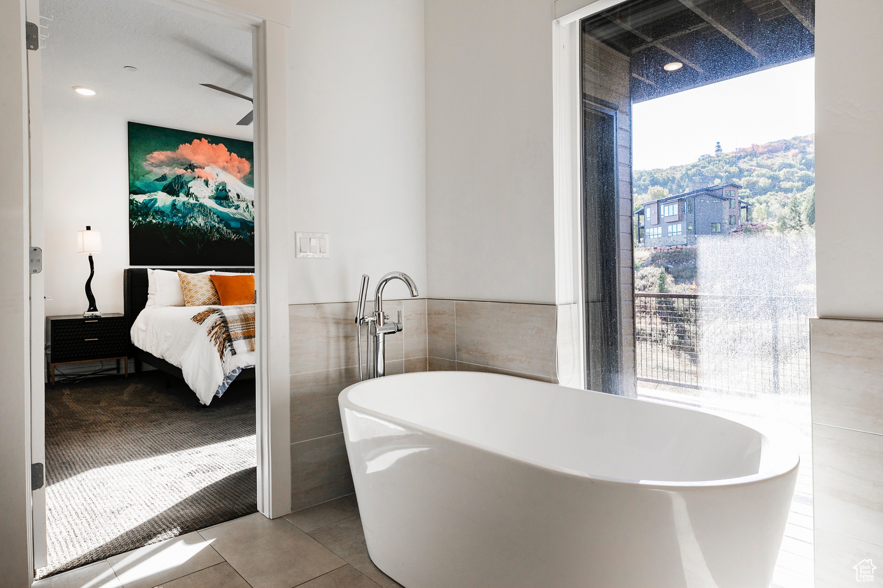 Park City, Utah 84098, United States, 2 Bedrooms Bedrooms, ,3 BathroomsBathrooms,Residential,Active,95055