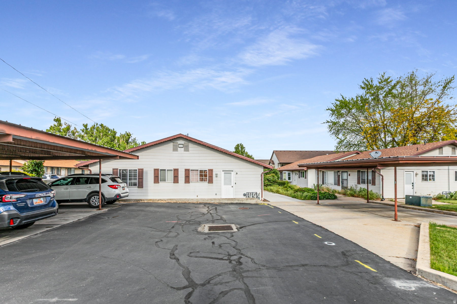HOMESTEAD CONDOMINIU - Residential