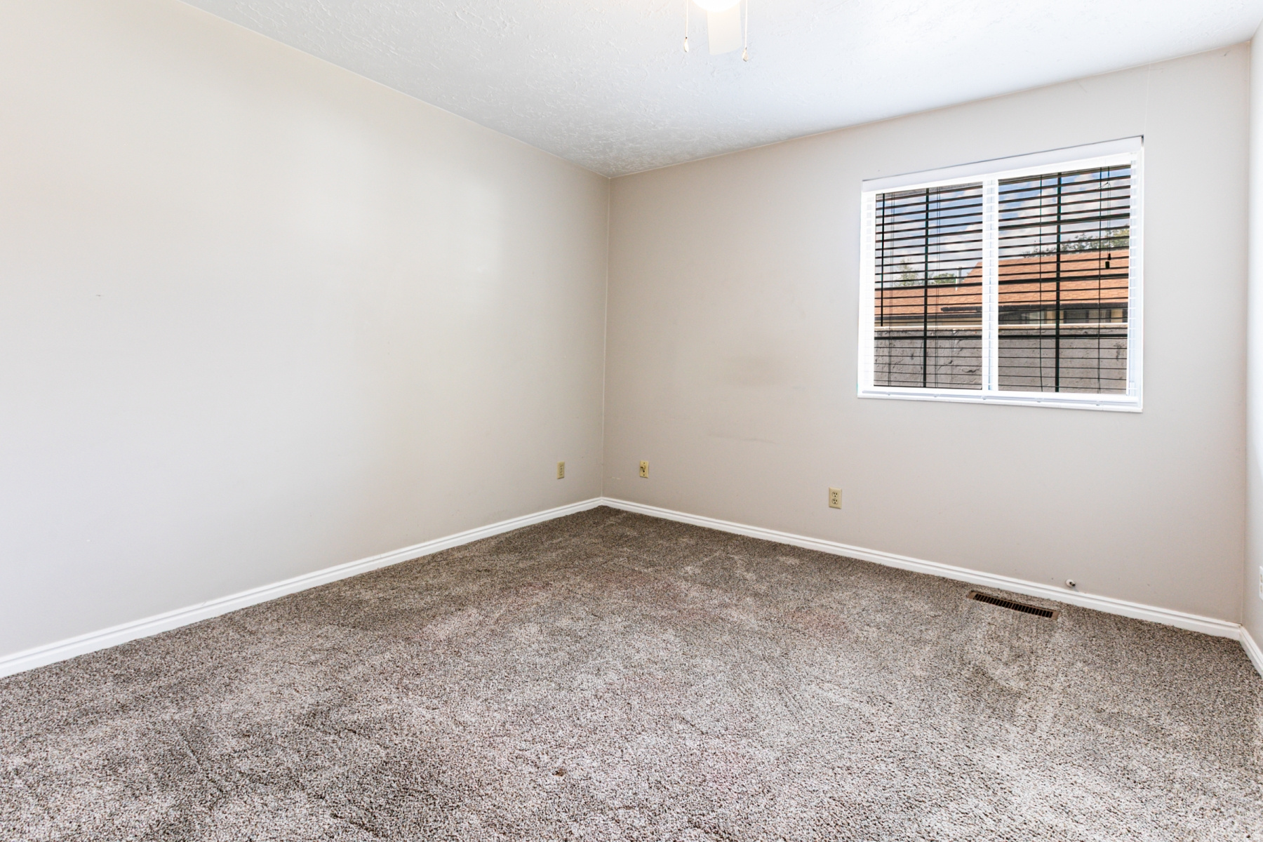 HOMESTEAD CONDOMINIU - Residential
