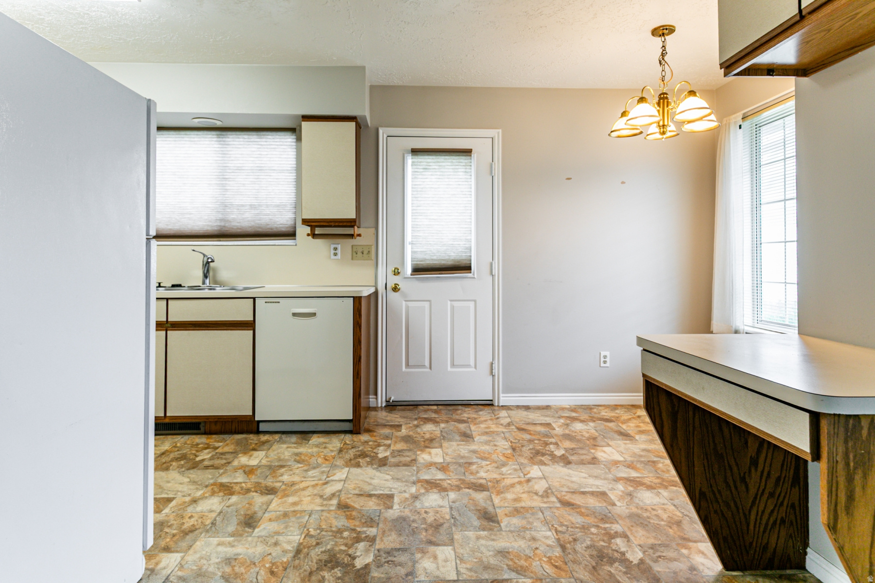 HOMESTEAD CONDOMINIU - Residential