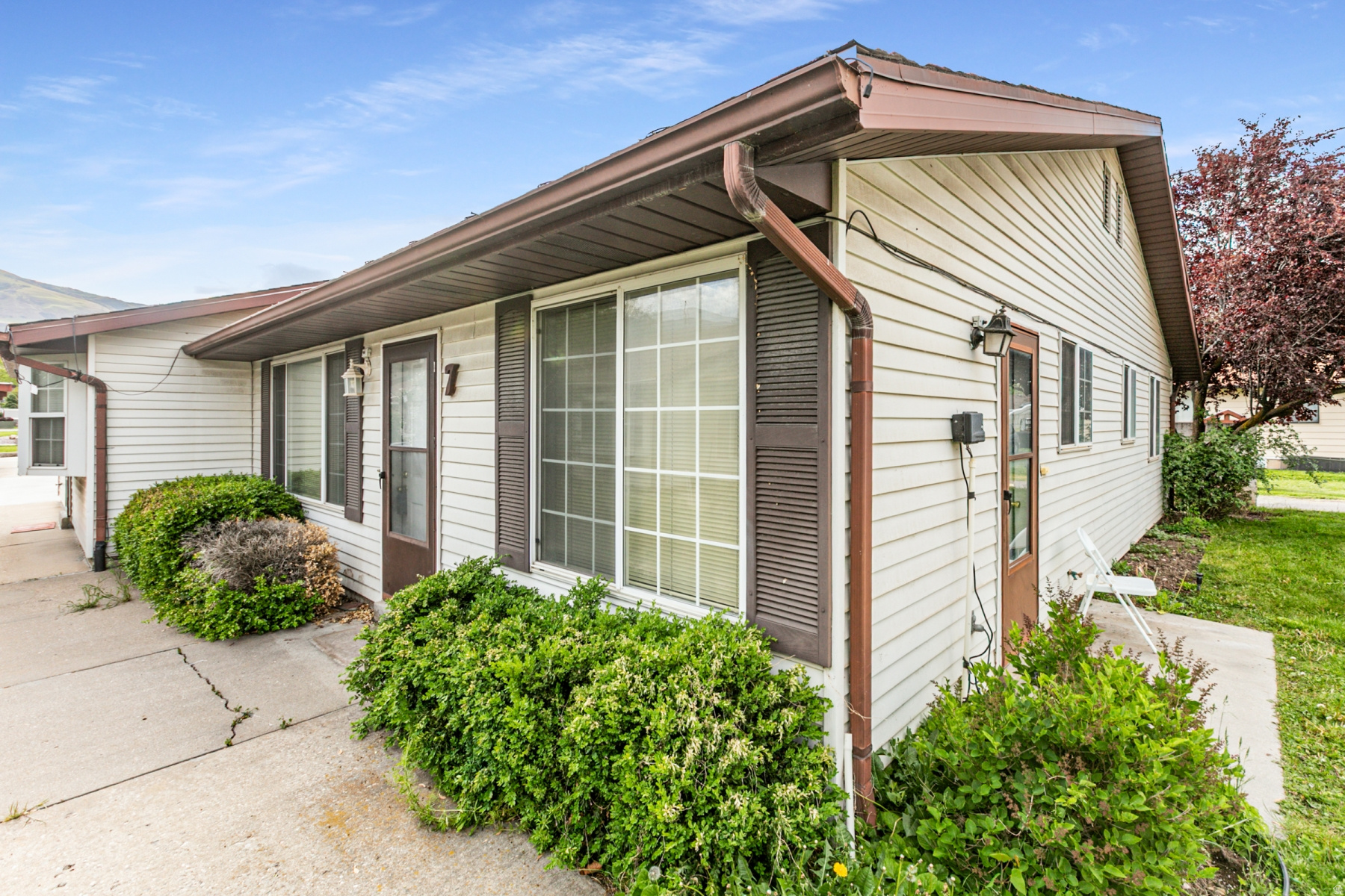 HOMESTEAD CONDOMINIU - Residential
