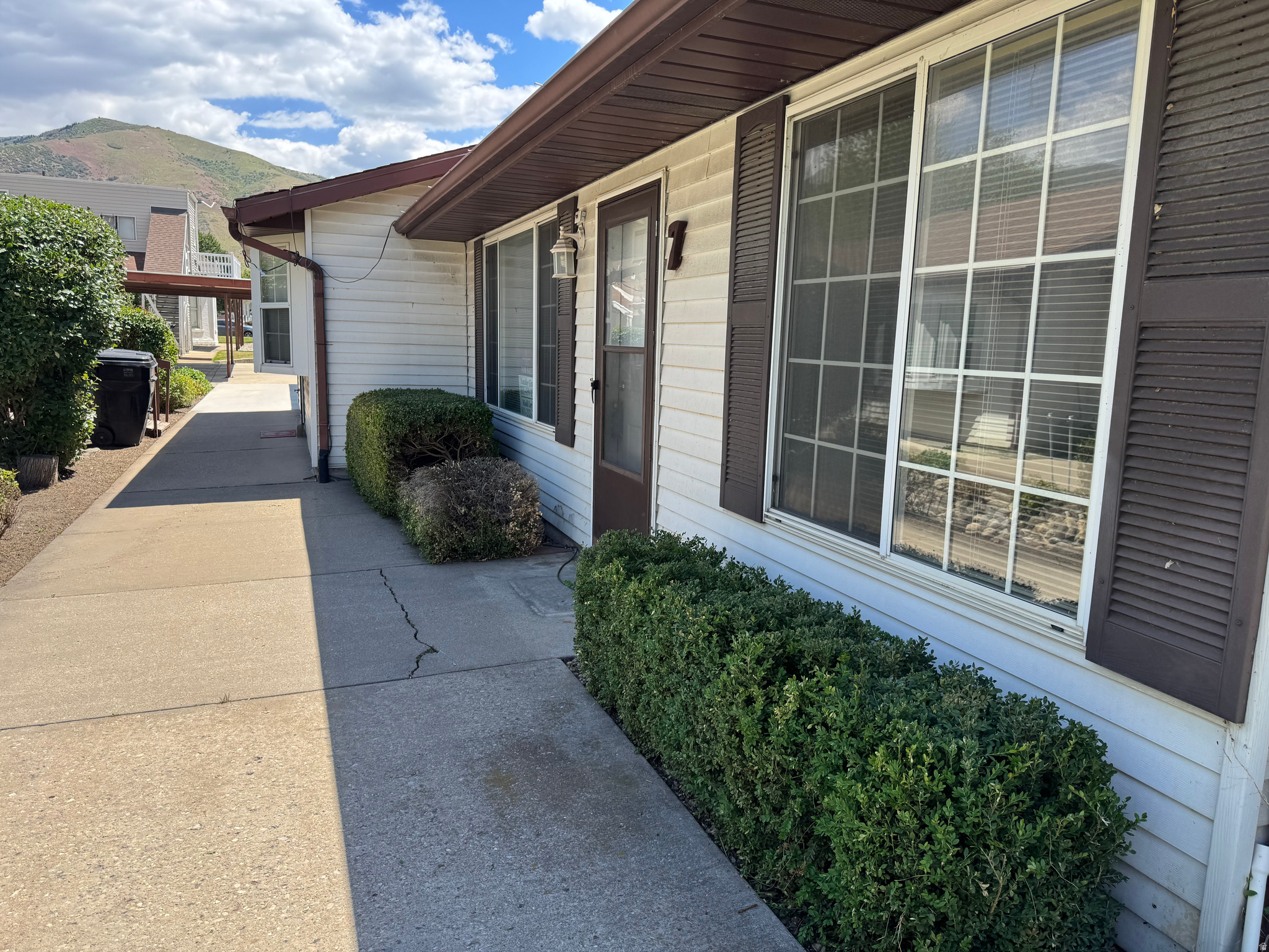 HOMESTEAD CONDOMINIU - Residential