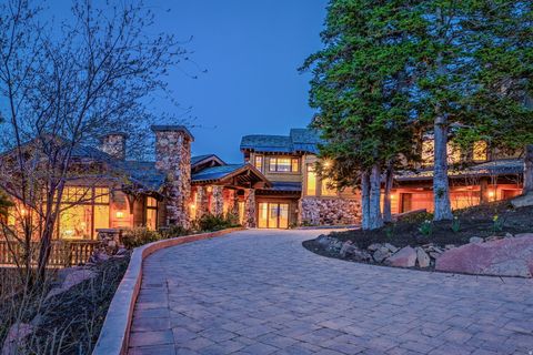 Homes For Sale - 110 White Pine Canyon Rd<br/> Summit County, Park City, UT 84060
