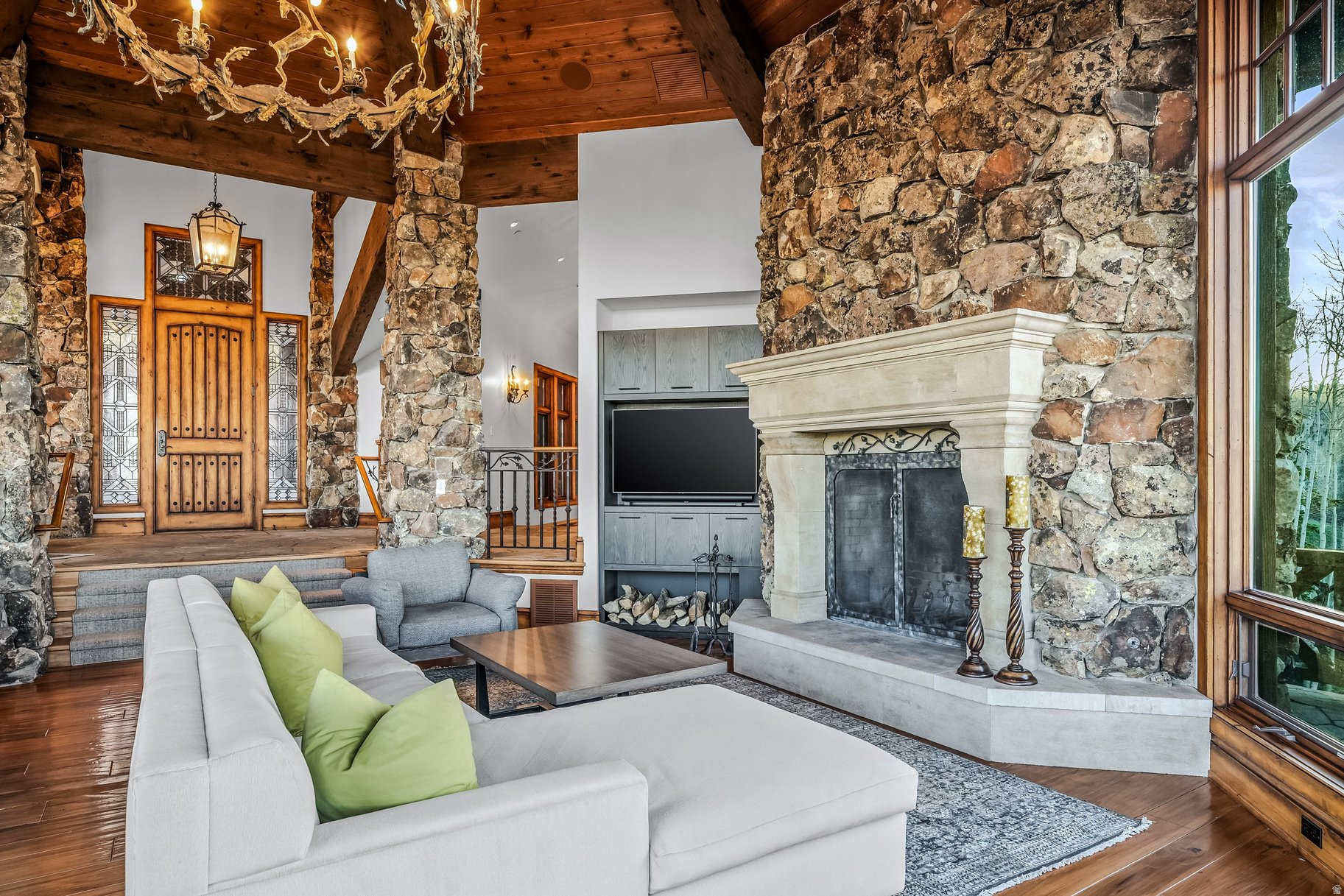 COLONY AT WHITE PINE - Residential