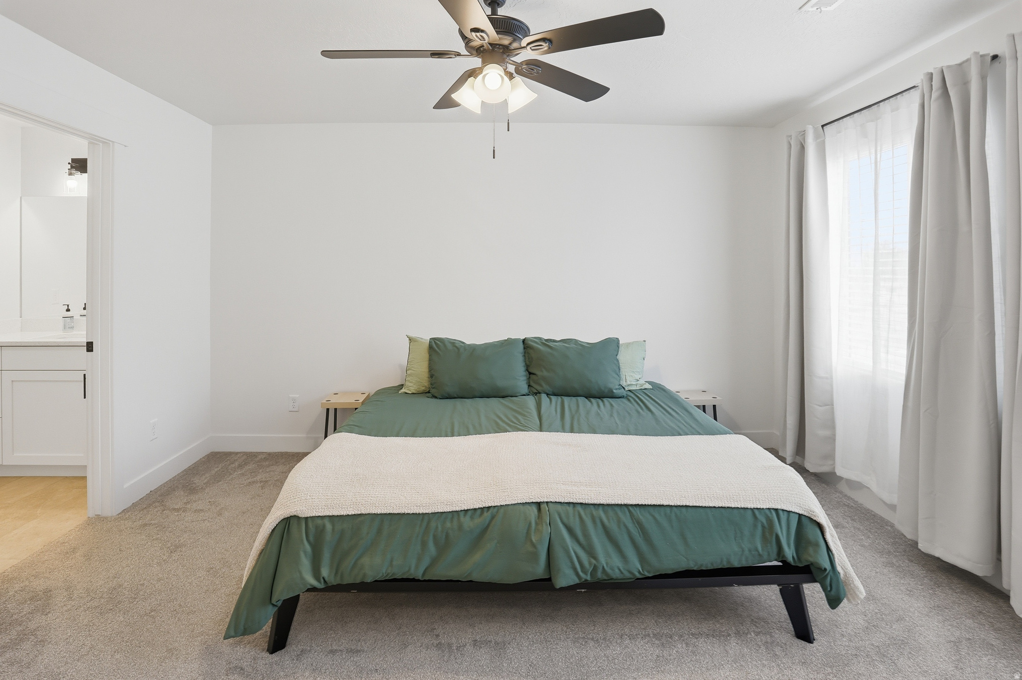 THE OVERLOOK AT 16TH TOWNHOMES - Residential